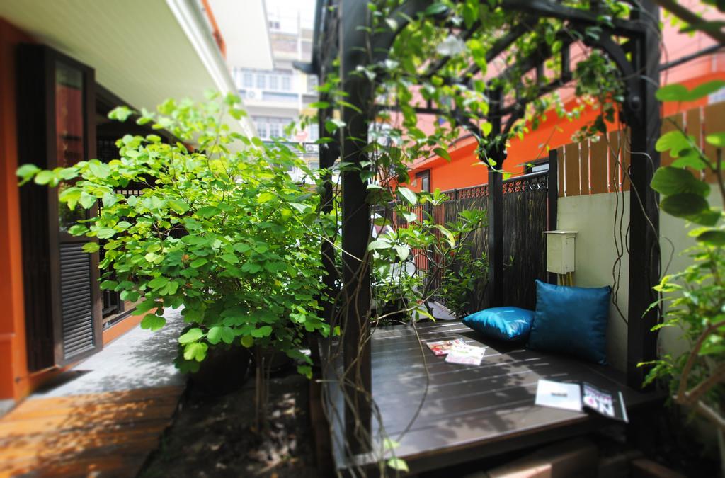 Focal Local Bed & Breakfast Banguecoque Exterior foto
